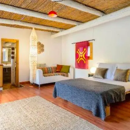 Prada Sleeps 16 - 3 Annexes - Huge Landscaped Grounds With Hammock, Yoga Area And Space Villa *