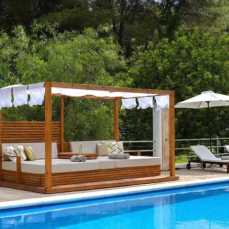 Prada Sleeps 16 - 3 Annexes - Huge Landscaped Grounds With Hammock, Yoga Area And Space *